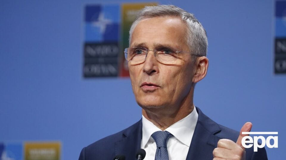 Столтенберг вважає, що українцям доведеться робити "важкий вибір"