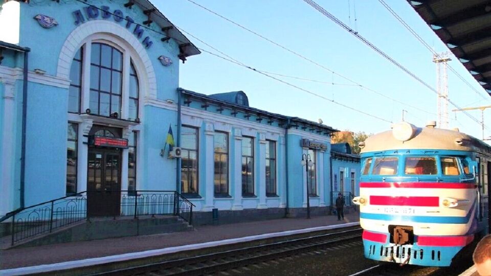 Окупанти обстріляли Люботин ракетами