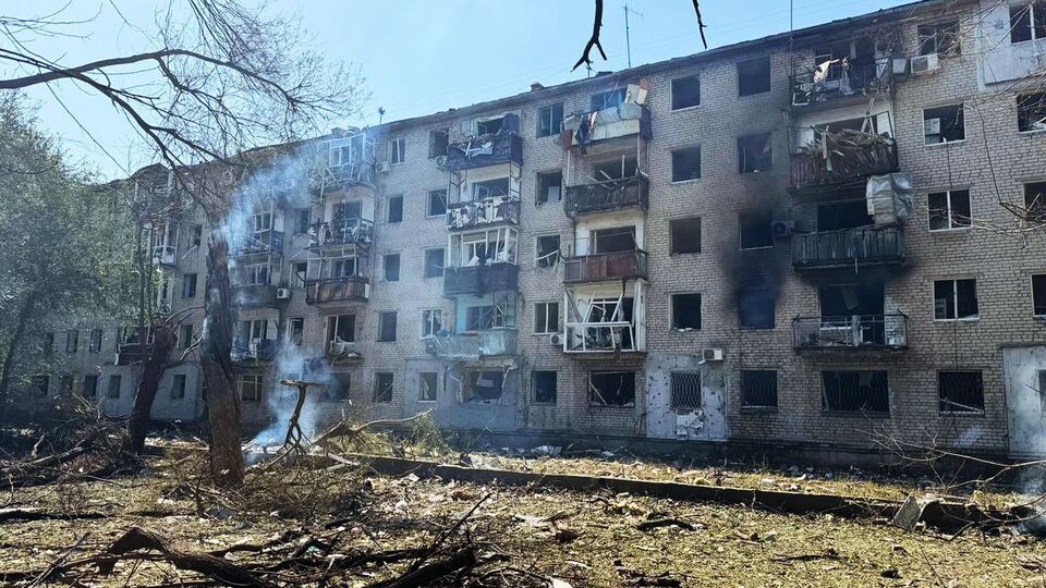 Окупанти вдарили по житлових будинках