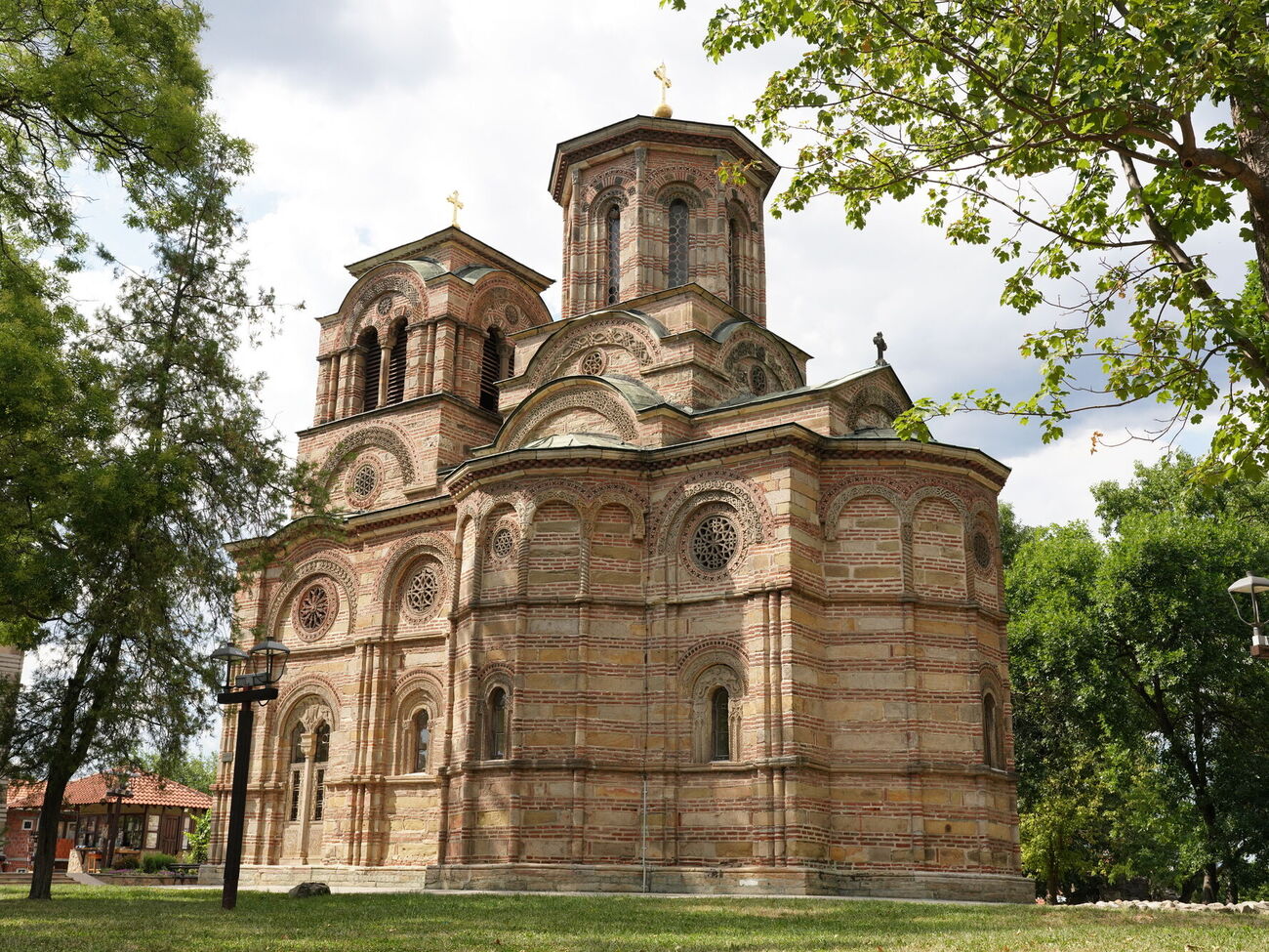 Атаки політиків від влади на Чернігів зокрема й місцеве самоврядування в цілому тривають не перший рік, заявили в партії