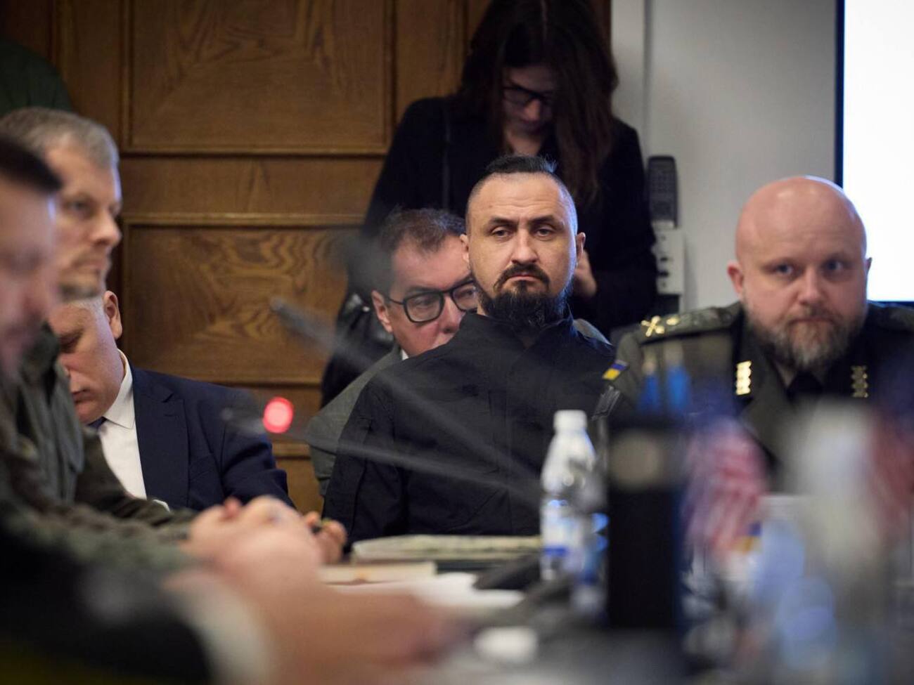 Украина попросила партнеров на "Рамштайне" закупать больше вооружения у украинских производителей, рассказал Камышин