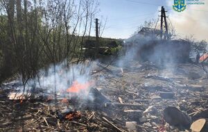 Окупанти попередньо скинули три КАБ на Краснопілля, розповіли у прокуратурі