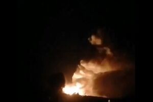 Детонация на складе боеприпасов продолжается с ночи