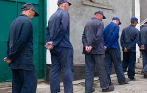 Лубинец отметил, что в Украине действуют четыре спецлагеря для российских военнопленных