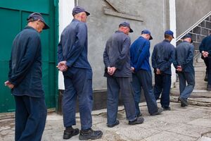 Лубінець зазначив, що в Україні діє чотири спецтабори для російських військовополонених