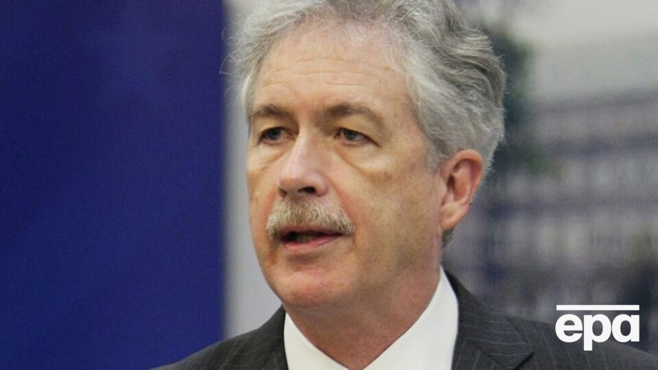 Бернс (на фото) у листопаді 2022 року провів зустріч із Наришкіним в Анкарі