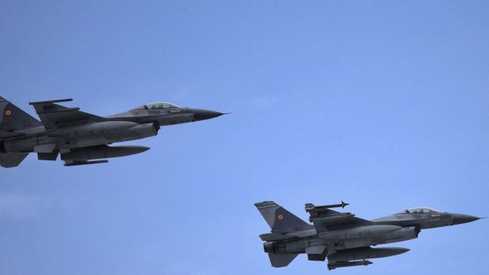 Два F-16 ВПС вилітали для спостереження за повітряною ситуацією, наголосили в міноборони Румунії