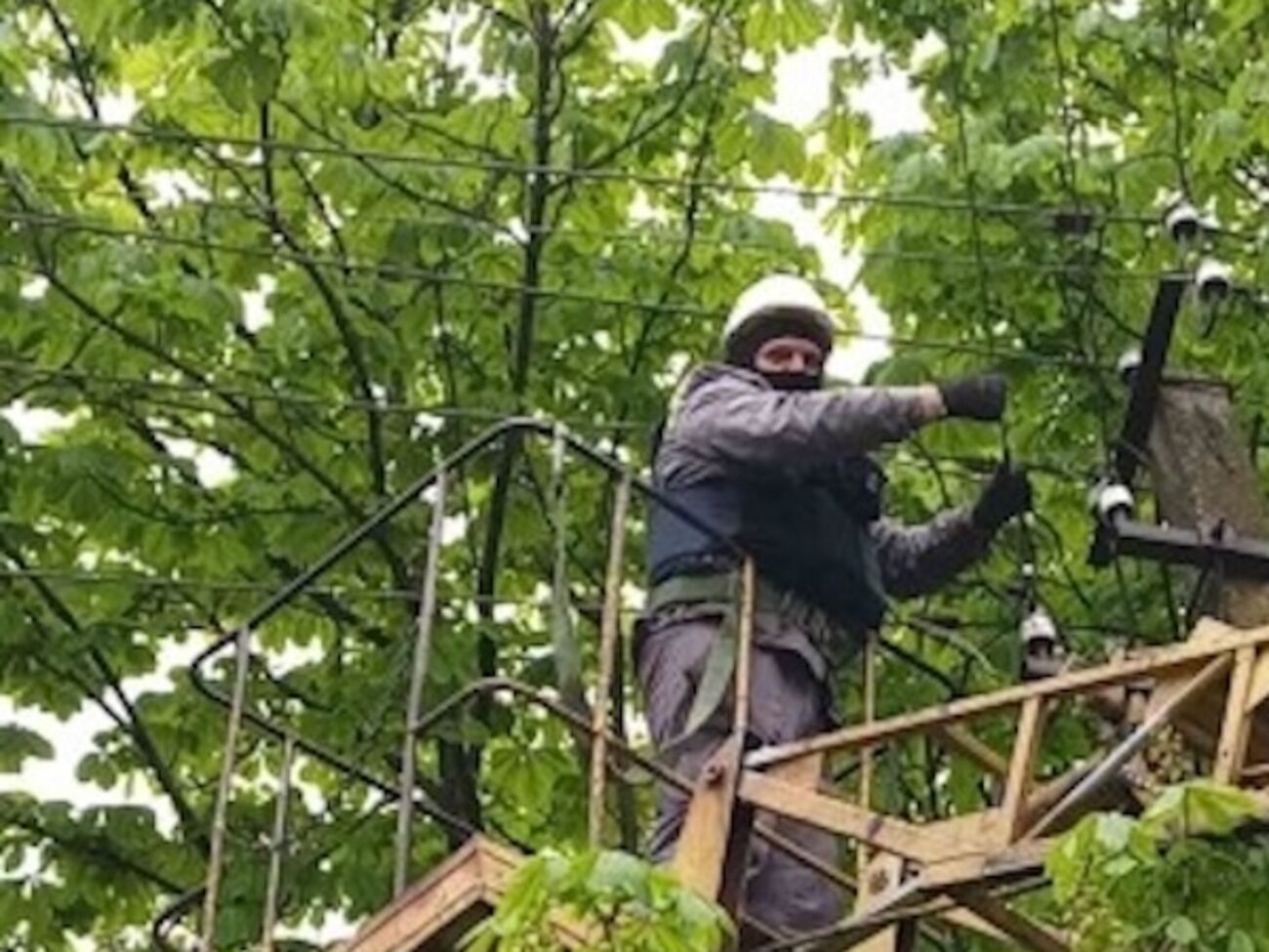 У серпні енергетики ДТЕК Ріната Ахметова повернули світло в домівки 714 тис. сімей