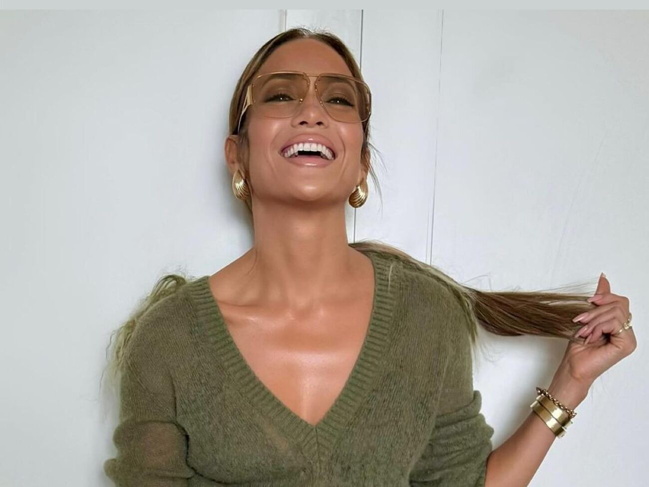 Лопес показала приготовления к кинофестивалю