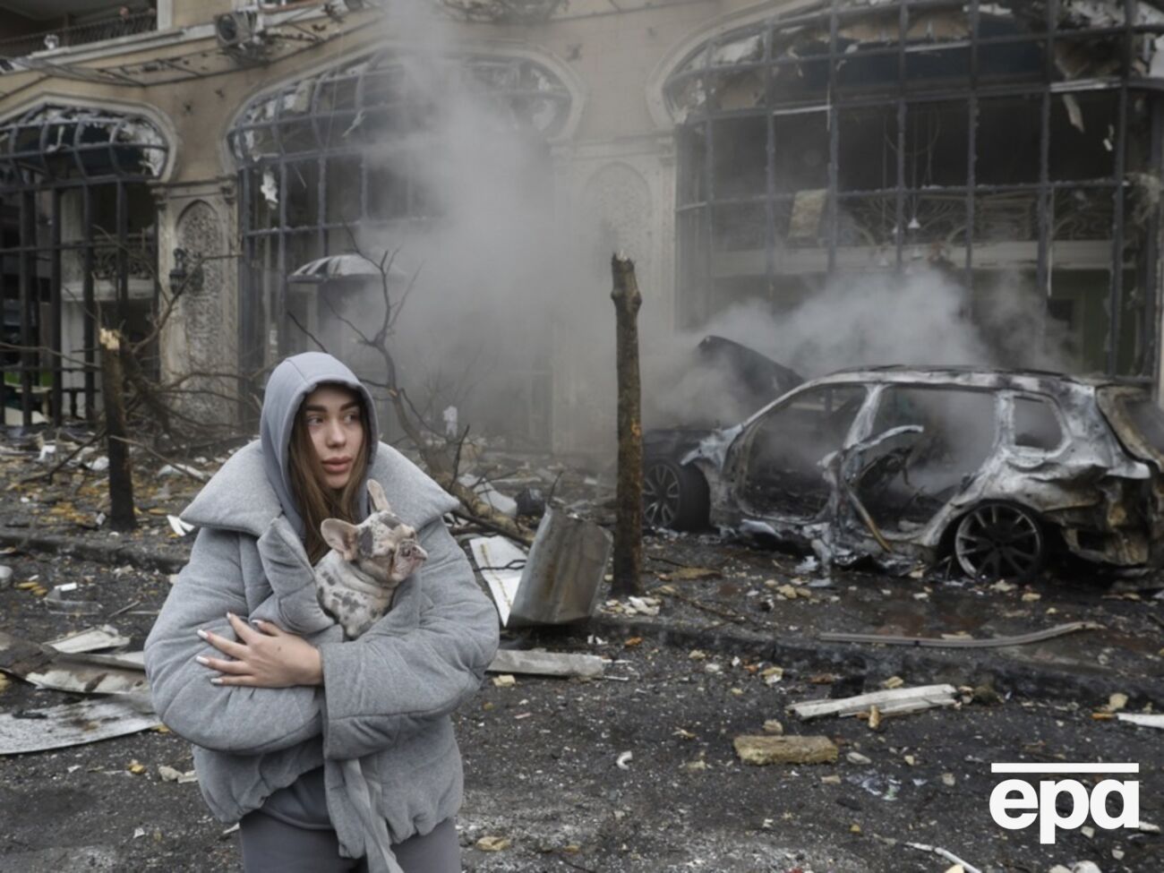 Россия продолжает наносить удары по объектам гражданской инфраструктуры и убивает мирное население