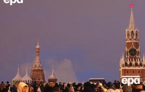 Московский корреспондент издания Sky News Ивор Беннетт считает, что целью желания завершения переговоров России 9 мая является "двойное празднование"