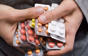 Украинцы без паспорта РФ не могут получить лекарства на оккупированных территориях