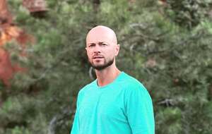 Яма с семьей выехал из Украины в первый день полномасштабного вторжения