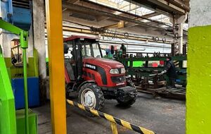 Украинский бизнесмен Олег Крот приобрел польский завод по производству тракторов Ursus