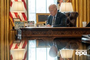 Продовження, затверджене Байденом, може затримати спроби Трампа зупинити програму тимчасового захисту українців – Politico