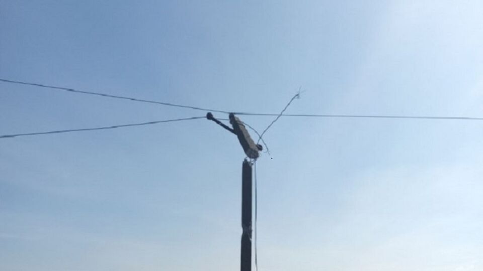 Аварійно-ремонтні бригади ДТЕК усувають наслідки обстрілів і відновлюють електропостачання