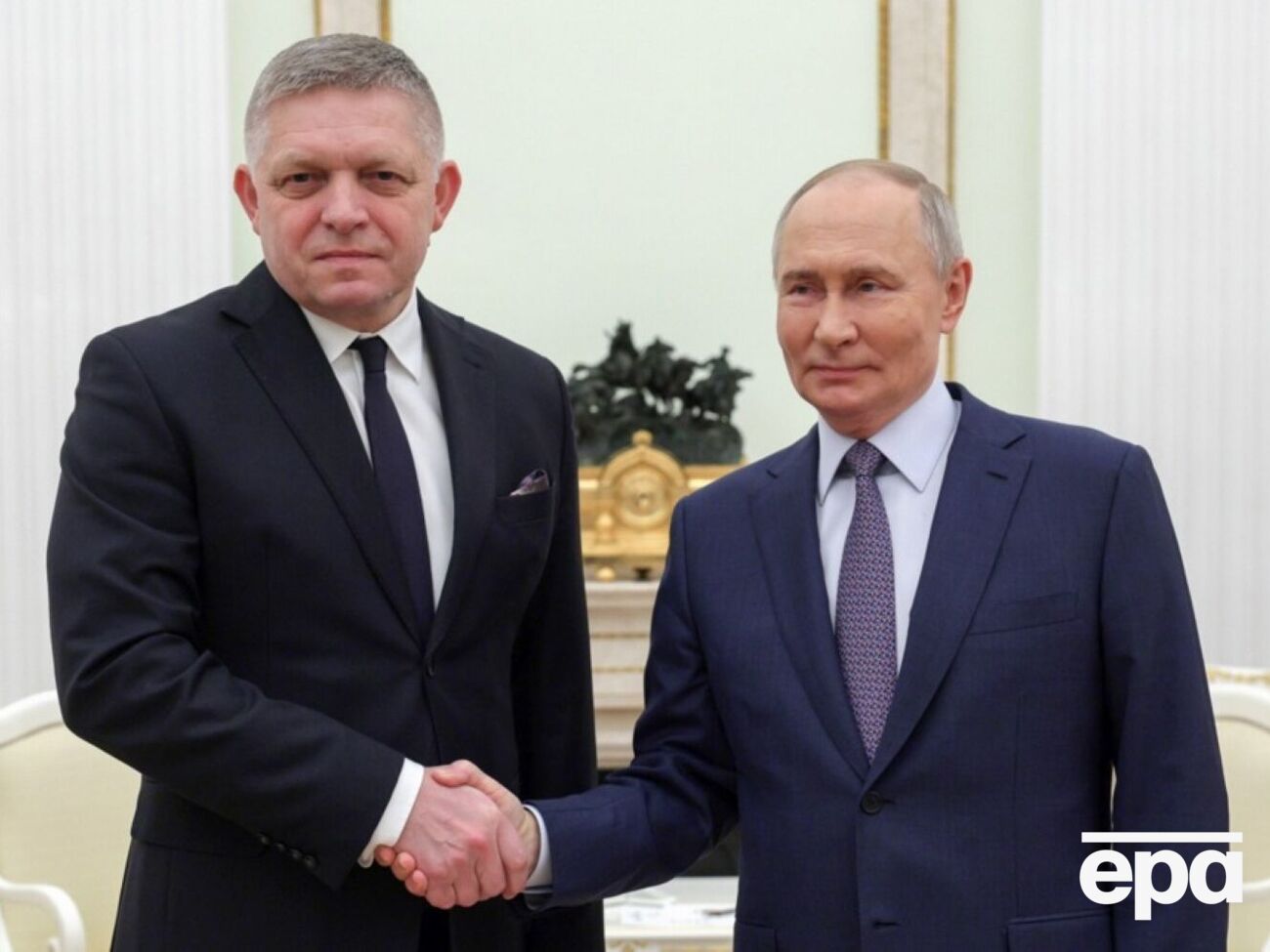 Фицо предложил Путину транспортировать российский газ через "Турецкий поток", несмотря на ограниченную пропускную способность этого трубопровода