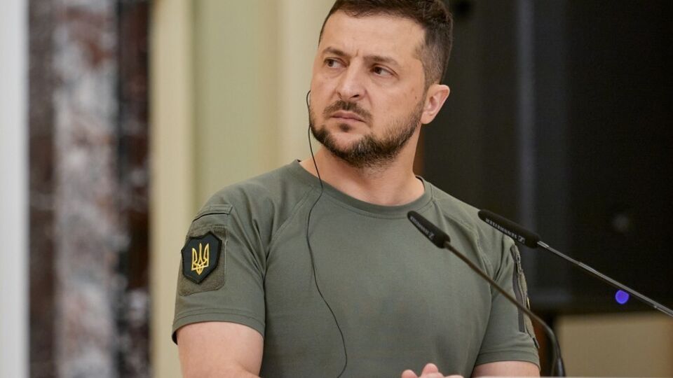 Україна пропонувала допомогу Словаччині на час адаптації до відсутності транзиту газу з РФ, але Фіцо відмовився, зазначив Зеленський (на фото)