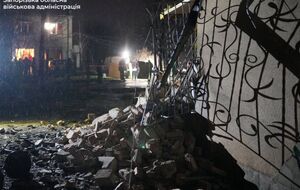 Унаслідок російської дронової атаки в Запоріжжі зайнявся приватний будинок, розповіли в ОВА