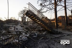 Пожежі в районі Лос-Анджелеса вирують уже майже тиждень