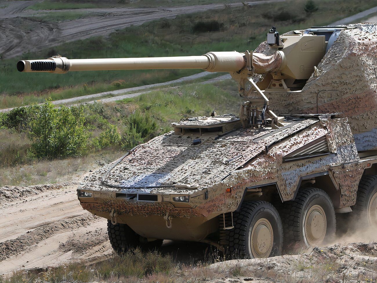 У повідомленні йдеться, що перші шість із цих систем залишаться в Німеччині, їх використовуватимуть для навчання українських солдатів
