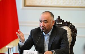 Шакиев сообщил, что поменял свою фамилию на Тургунбек Уулу