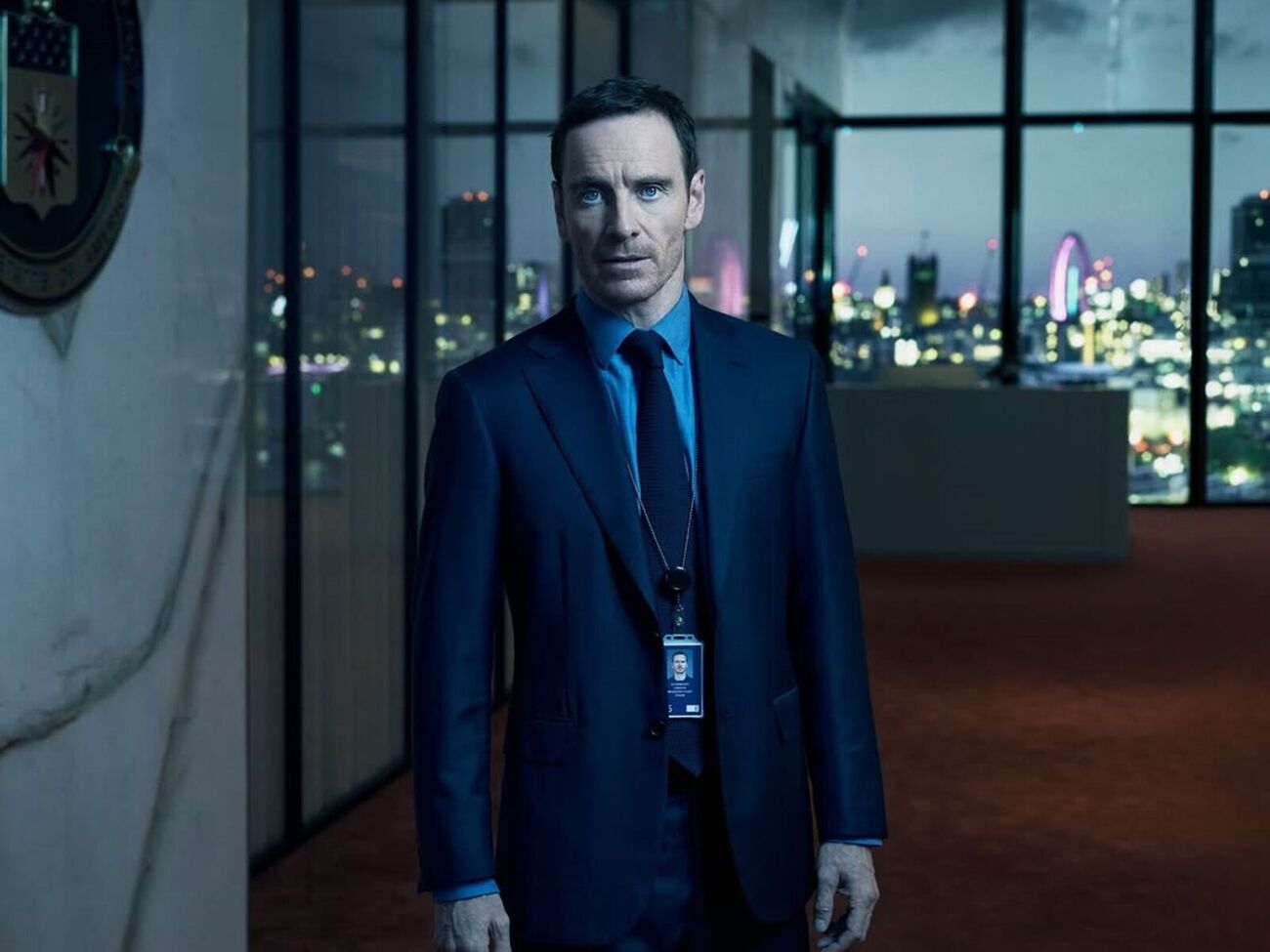 В сериале рассказывается о старшем оперативнике ЦРУ, роль которого играет Фассбендер