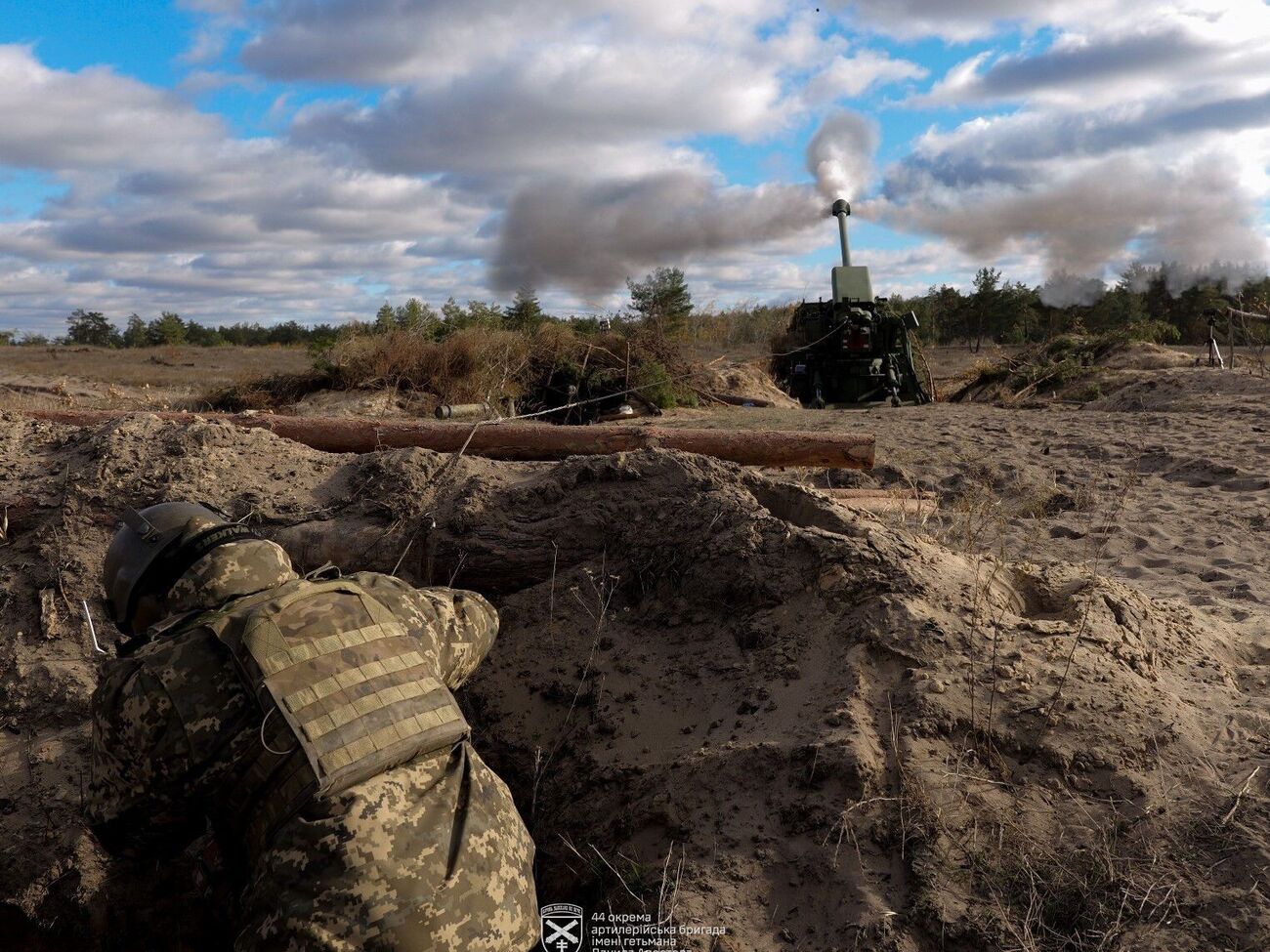 Российские оккупанты в течение суток потеряли 218 военнослужащих убитыми и ранеными, говорится в сводке