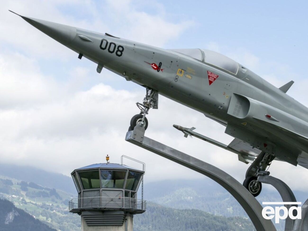 Нидерланды как координатор проекта получили разрешение пригласить Швейцарию к членству в PESCO