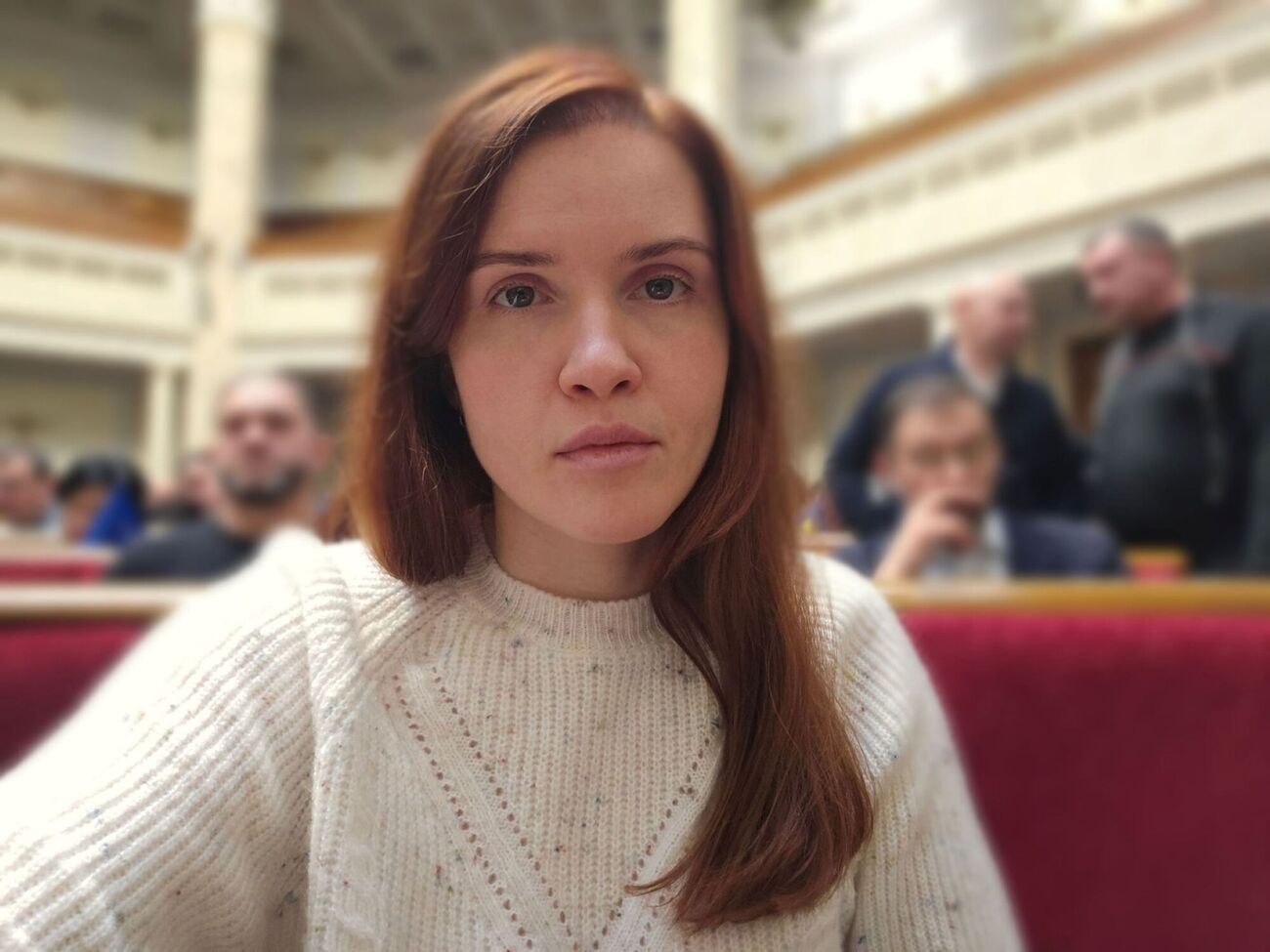 Суханов после заявления Безуглой назвал ее "еб...нутой стервой"