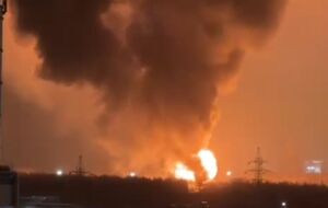 Вибухи лунали на російському нафтопереробному заводі, хімічних комбінатах і складах боєприпасів