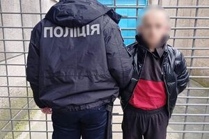 За даними розслідування, затримані чоловіки – місцеві безробітні віком 18 і 37 років – діяли порізно