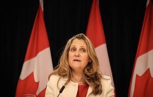 Фриланд официально объявит свою заявку еще до того, как новоизбранный президент США Дональд Трамп примет присягу 20 января, пишет СМИ