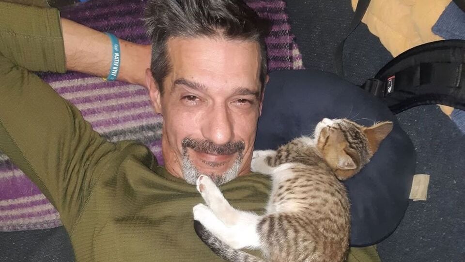 От работы "творческого коллектива" Нелипы "враг весело шагает на концерт к Кобзону и на КВН к Маслякову"