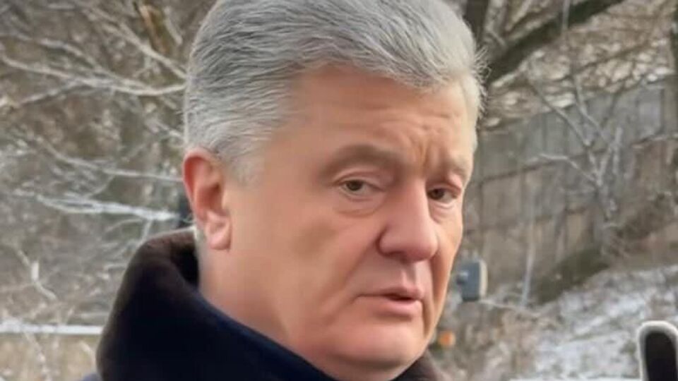 Експерт прокоментував фото Порошенка в куртці Loro Piana за €18,4 тис.