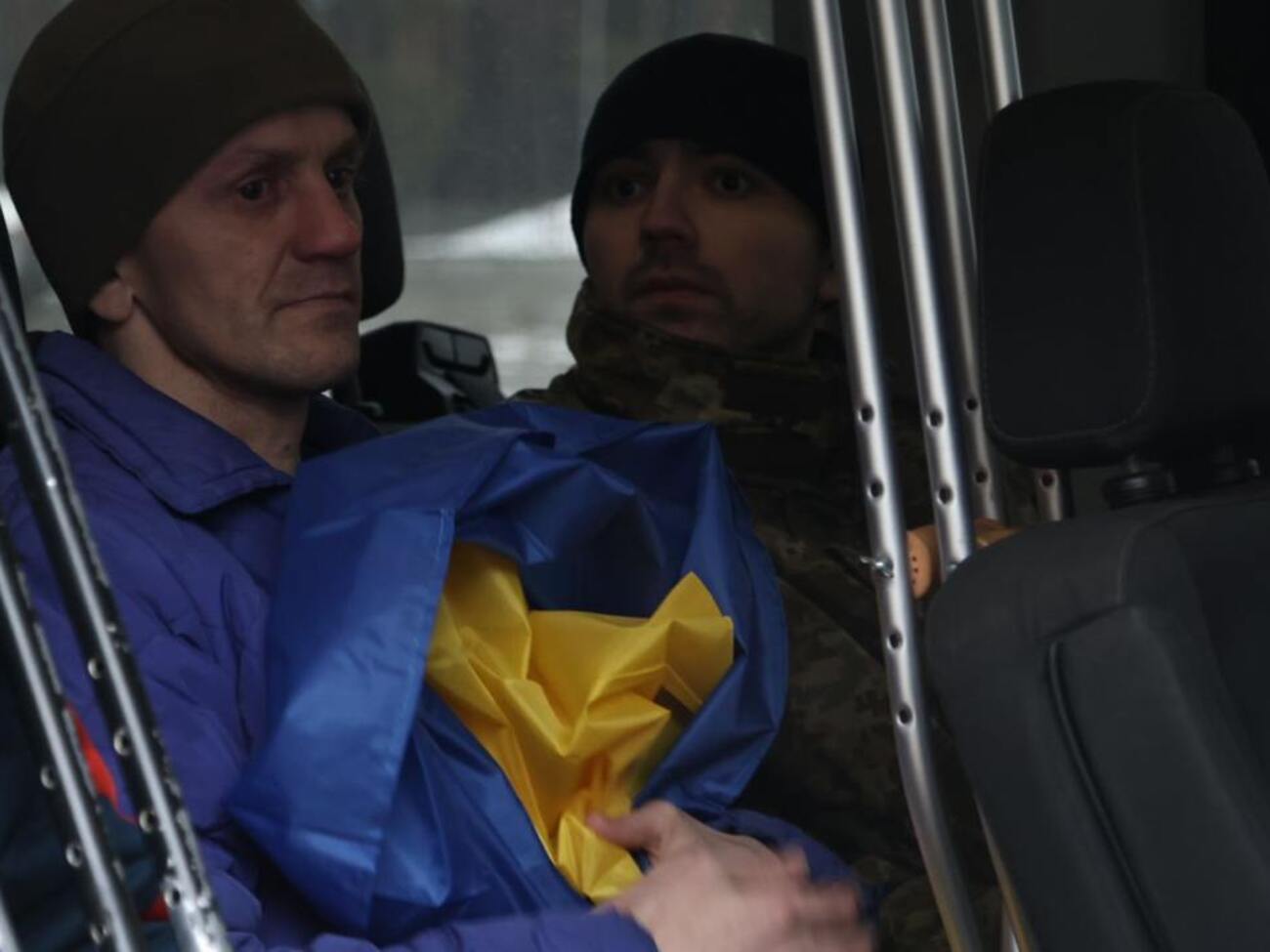 Зеленський повідомив, що повернули і військових, і цивільних