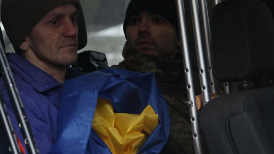 Зеленский сообщил, что вернули и военных, и гражданских