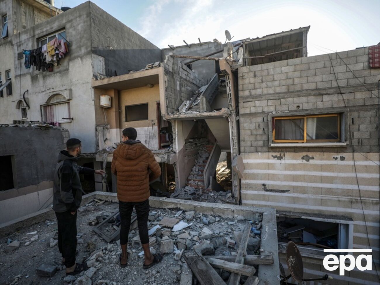 Сообщалось, что Катар передал Израилю и ХАМАС окончательный проект соглашения о перемирии 13 января