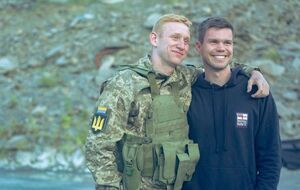 Режиссер Бум (справа) снял Рудинского (слева) в своем фильме