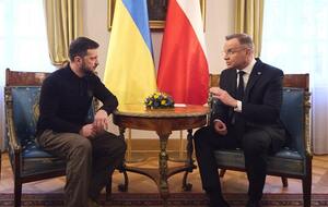 Зеленський повідомив, що говорив із Дудою про оборону, політику і санкції