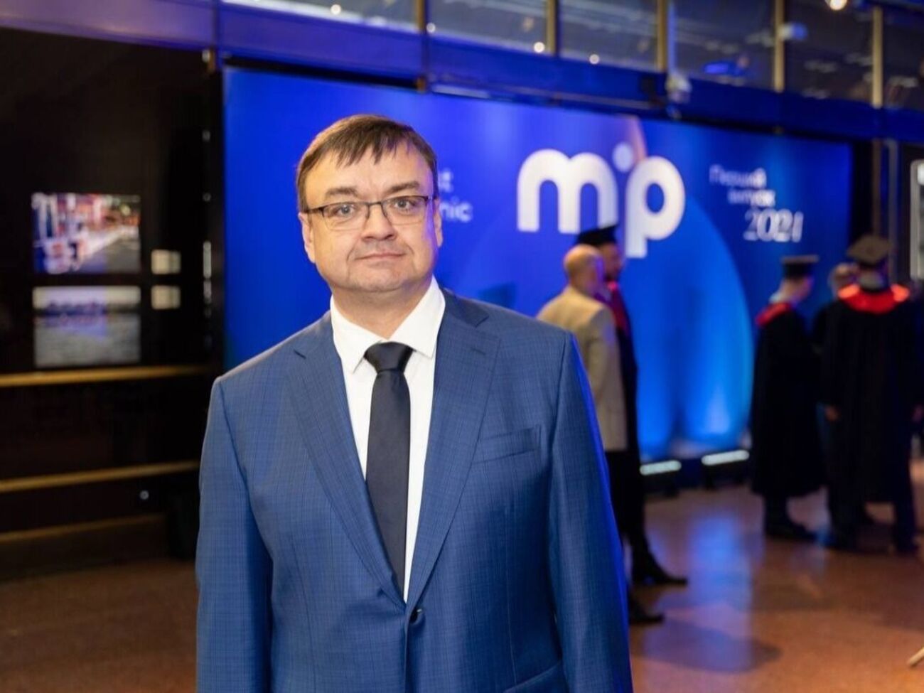 Мы считаем своим долгом способствовать подготовке профессиональных кадров, сказал ректор "Метинвест Политехники" Александр Поважный