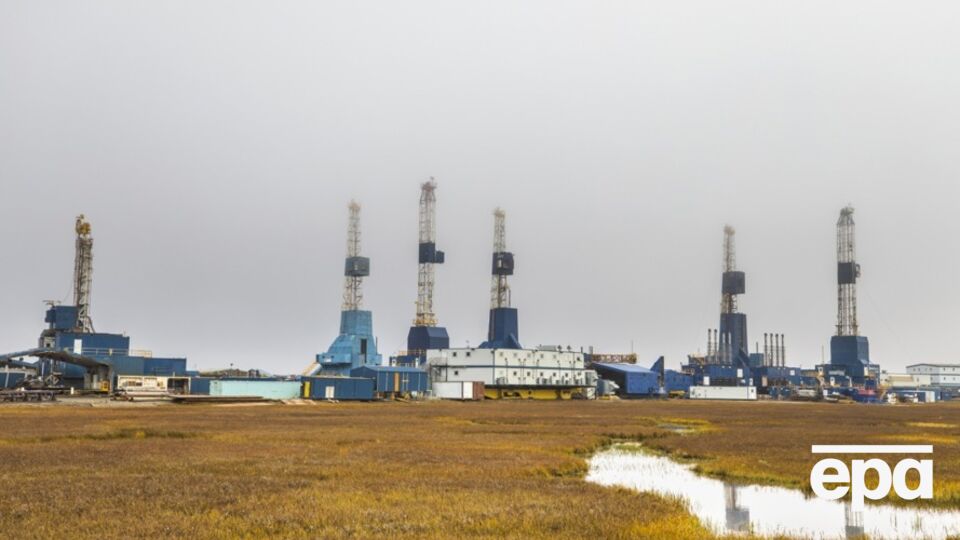 Санкции нарушили логистику российской нефти из Арктики