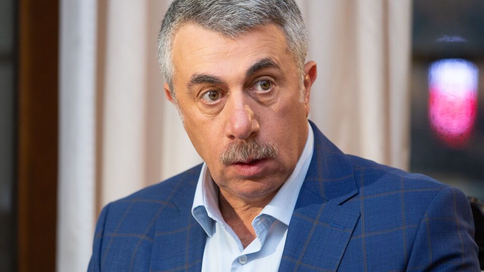 Комаровський: Поки люди, захворівши, не заражають інших людей