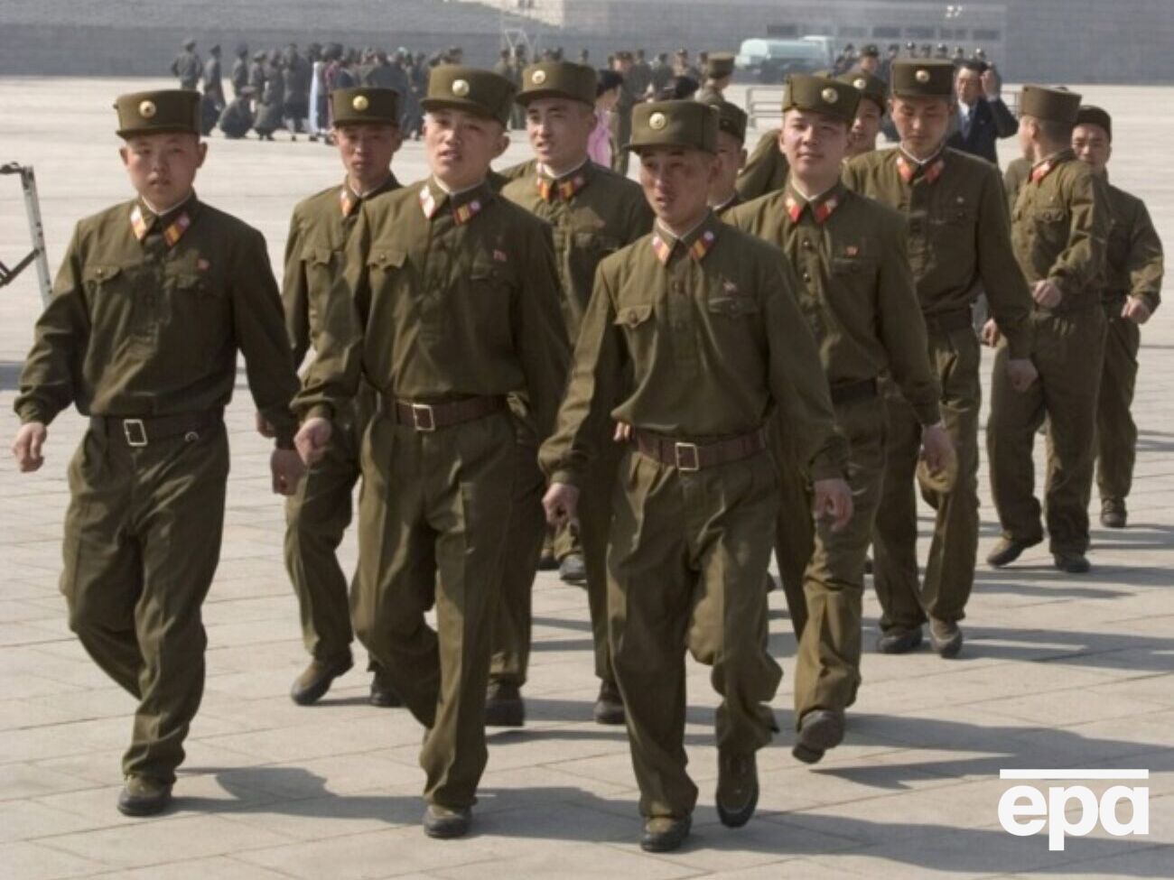 За словами співрозмовників, у параді візьмуть участь десятки північнокорейських військових