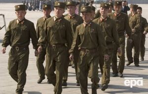 За словами співрозмовників, у параді візьмуть участь десятки північнокорейських військових