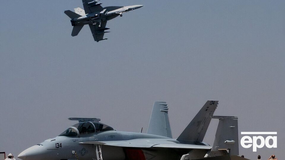С 86-й авиабазы Борча подняли в воздух два самолета F-16, отметили в минобороны Румынии