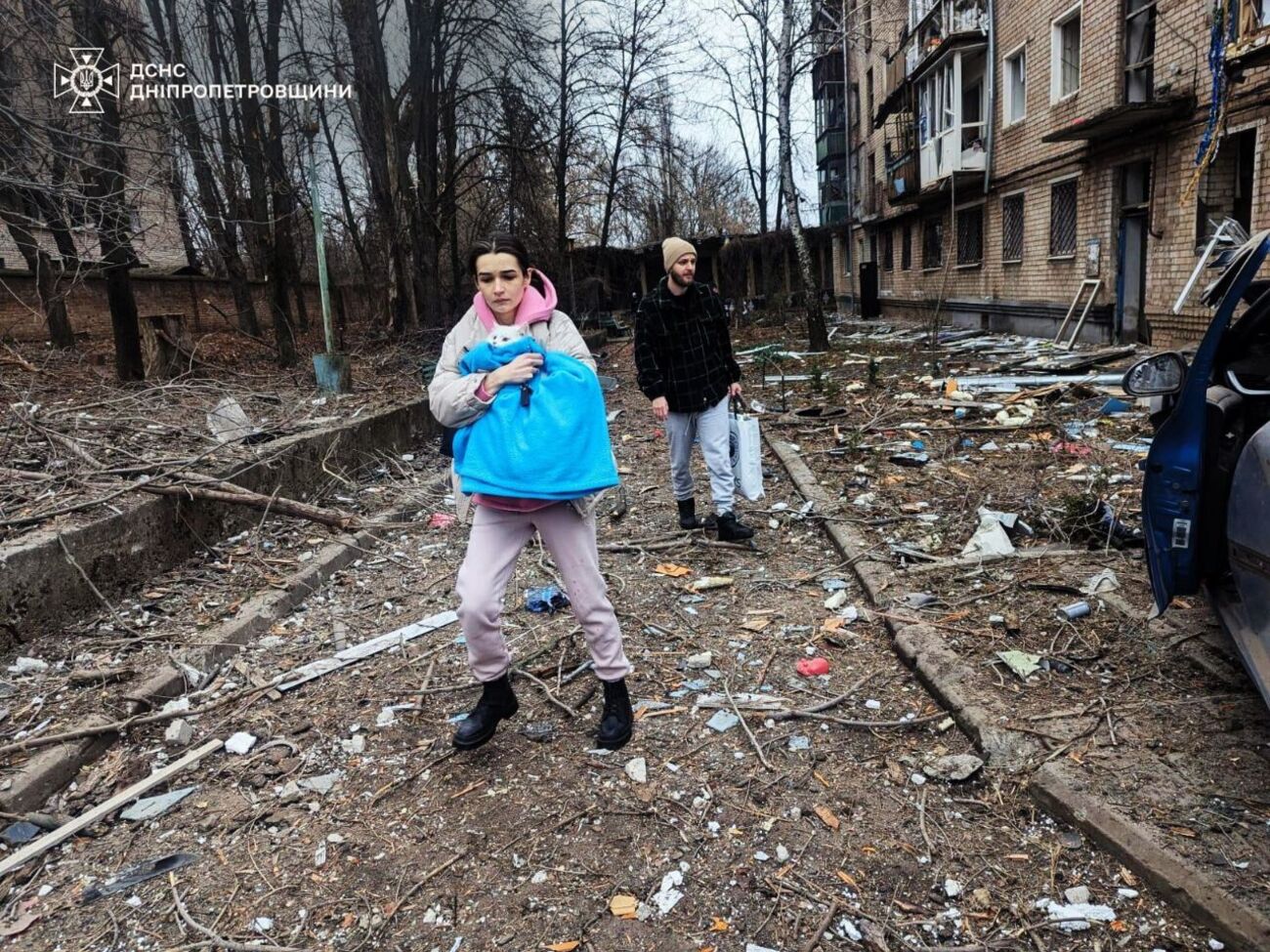 За даними Дніпропетровської ОВА, відомо вже про сімох постраждалих від атаки