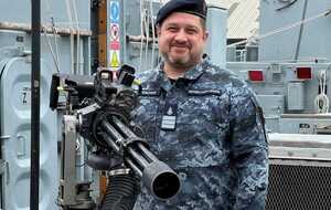 Плетенчук зазначив, що з ним уже зв'язувалась управителька хостелом