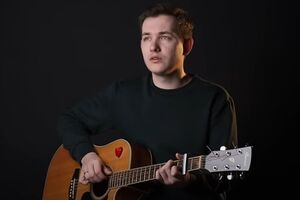 Кубай: Это грустная песня, я даже немного колебался, но, думаю, запишу, потому что люди просто хотят это услышать