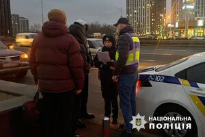 Поліція оголосила підозру одному з підлітків, які "перекривали" рух у Києві